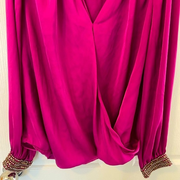 ✨Host Pick✨Silk Wrist Detailed 80’s Style Blouse - Picture 7 of 17